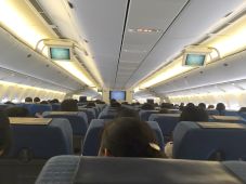 飛行機の中にて 修学旅行