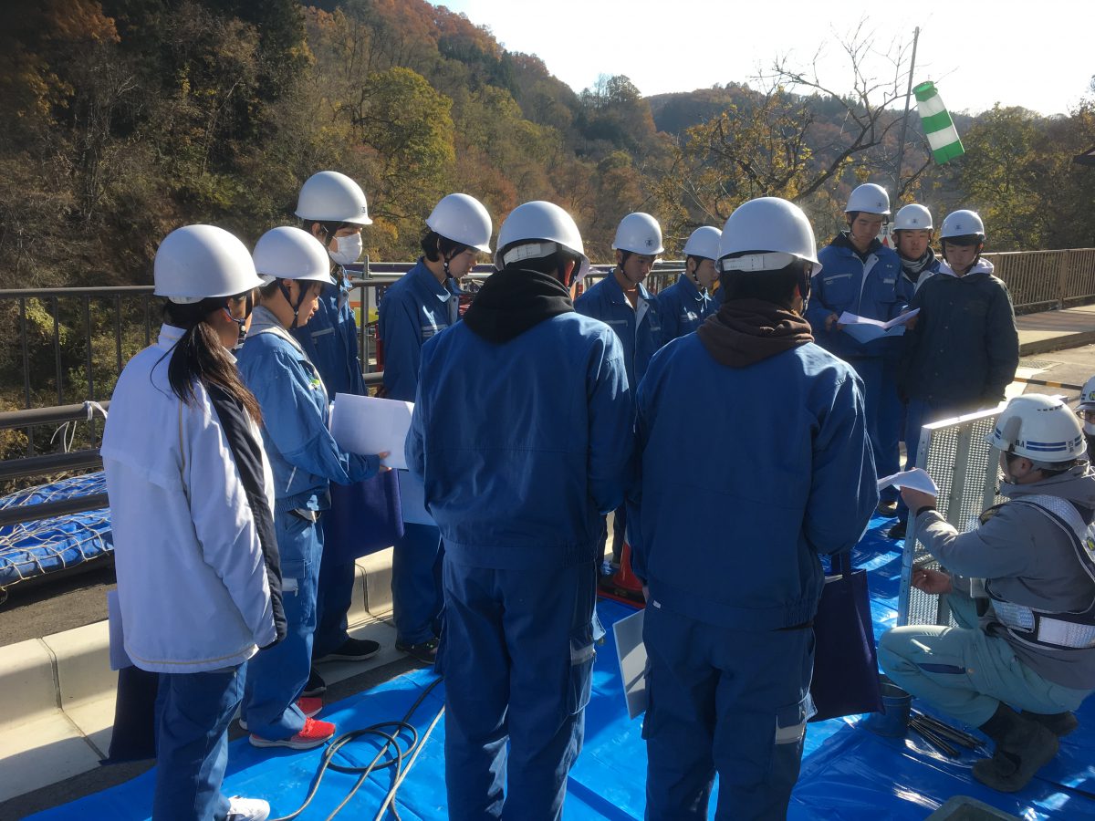 土木工学科１年 土木工事の現場見学など校外研修を行いました 長野県長野工業高等学校