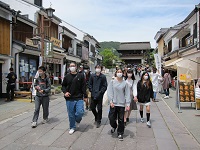 善光寺参道をみんなで散策