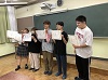 表彰式でみんな笑顔