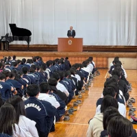 終始業式の画像