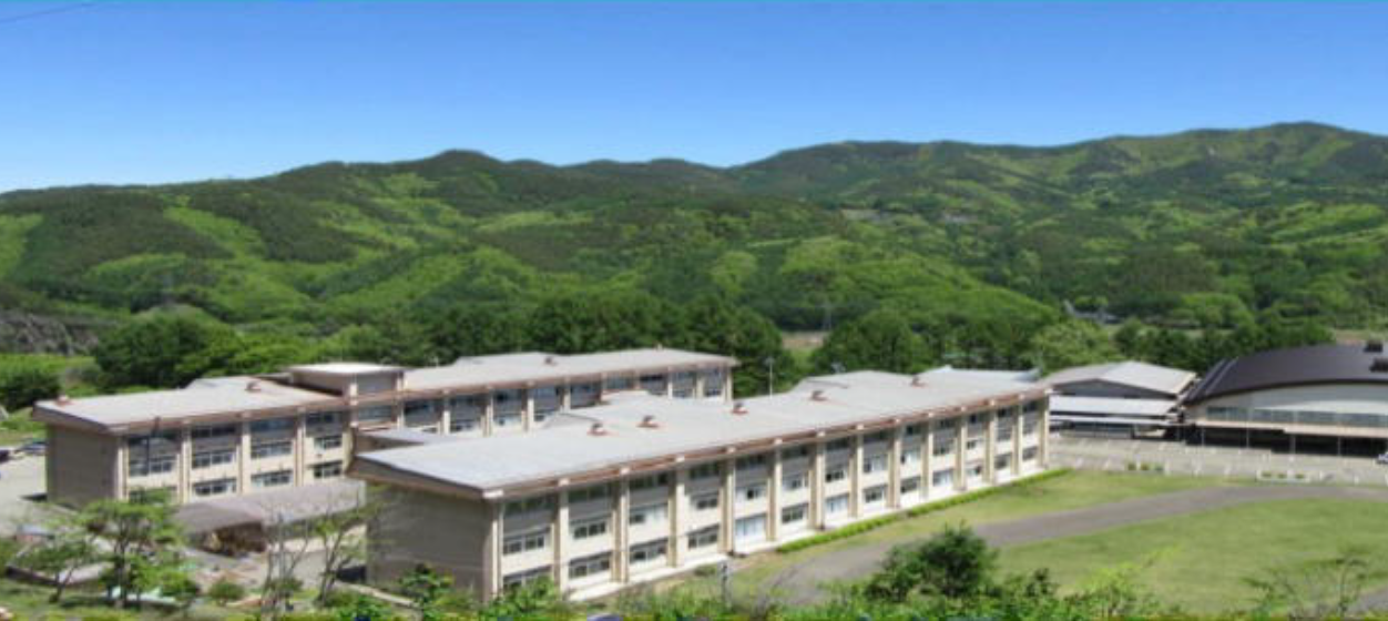 小海高等学校画像