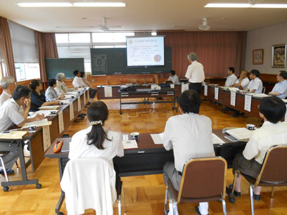 平成26年6月30日　第１回学校評議員会