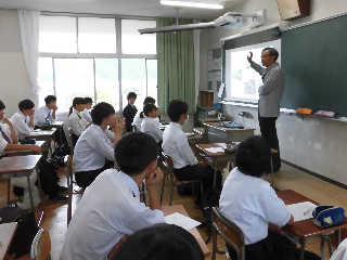 各界の専門家をお招きしての講座