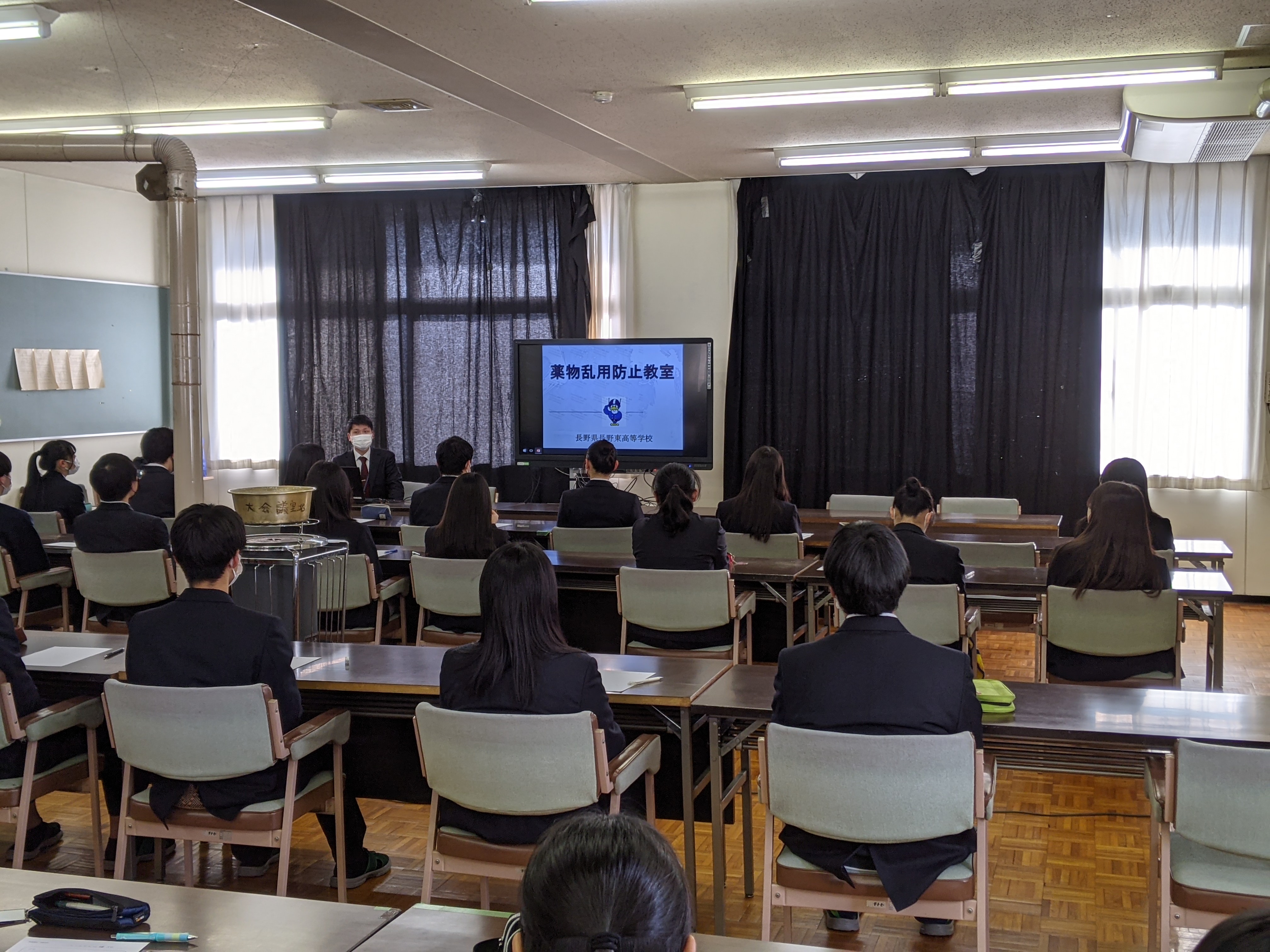 薬物乱用防止講話の様子