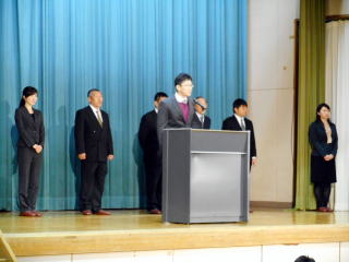 新任職員　挨拶　齋藤先生