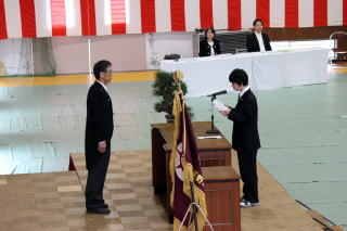 入学生代表宣誓