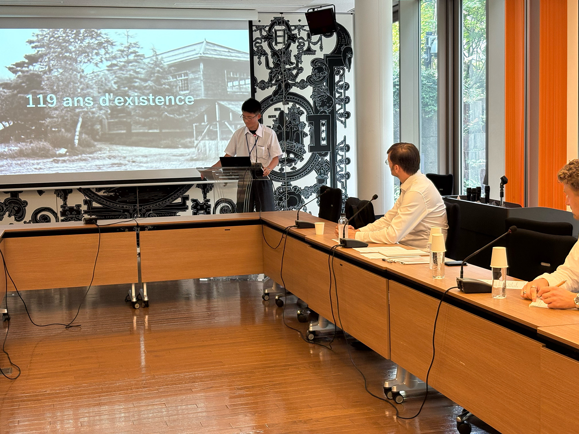 フランス大使館訪問