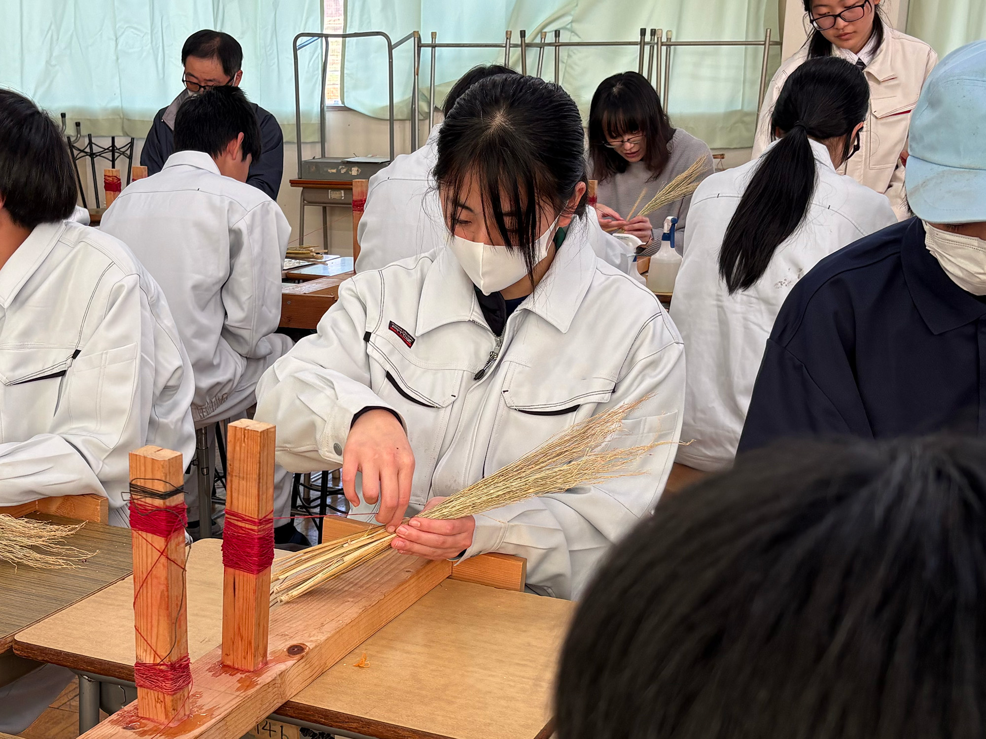 そば打ちと箒づくり