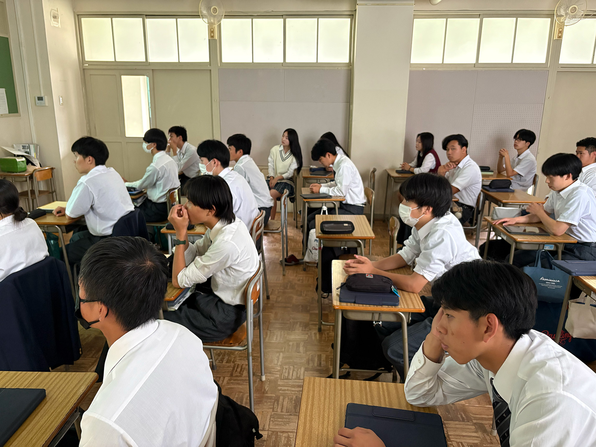中間発表