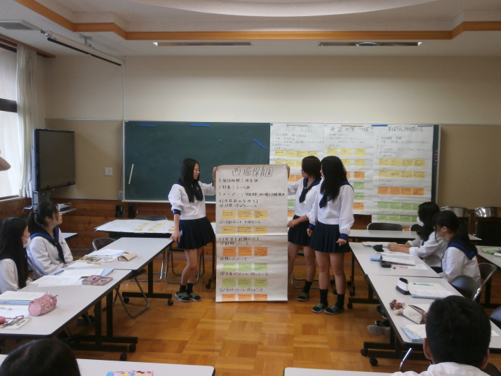 学校の様子 4月 5月 6月 7月 8月 9月 10月 11月 12月 1月 2月 3月 文化祭 100周年記念式典 修学旅行 学校紹介ポスター 高大連携 信州豊南短期大学 9月1日 月 信州豊南短期大学との高大連携事業の一環として 信州豊南短期大学の豊永先生にお越し頂き