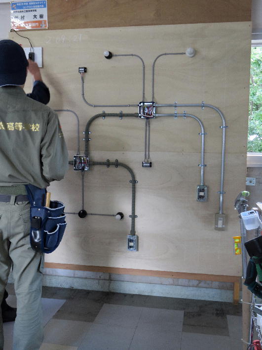 岡谷工業高等学校電気科 トピックス 岡谷工業高等学校電気科 トピックス